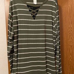 NWT Sunshine & RodeosLong Sleeve Shirt Size L